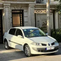 مگان ۲۰۰۰ اتومات