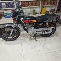 موتور 200مدل 1401خیلی کم کار کرده