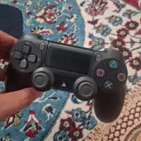 دسته ps4 و فلش کپی خور