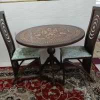 فرش و میز غذا خوری