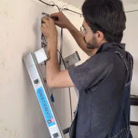 استخدام نیروی دراپ‌کشی (سیم‌کشی مخابرات)