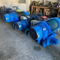 چادر ترانزیتی و جرثقیل سقفی