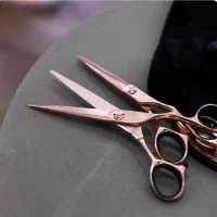 خدمات آرایش و پیرایش مردانه در منزل