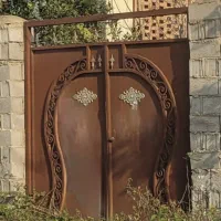 درب آهنی دولنگه حیاط