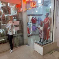 فروش۱۵متر مغازه واقع در چهارراه بازار با سندمالکیت