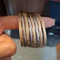 النگو طلا روس