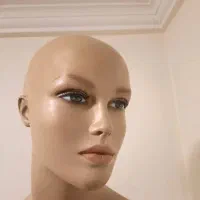 مانکن تمام قد