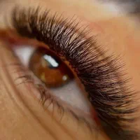 اکستنشن مژه و مو.کاشت مژه. لیفت و لمینت مژه