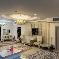 ۶۰ متر روبه آفتاب (سالن قدی پرده خور) تاپ لوکیشن_شیک