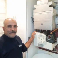 تعمیرات تخصصی شوفاژ و آبگرمکن دیواری بوتان