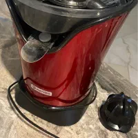 آب مرکبات گیری متیو با دو‌سری متفاوت