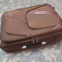 چمدان متوسط