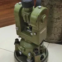 دوربین نقشه برداری تئودولیت wild t2 swiss سوییس