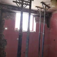 کارگر تخریبهستمباپیکوراوستابناهمهکارههستم