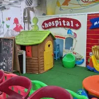 مربی مهدکودک و پیش‌دبستانی دبستان