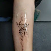 انجام حرفه‌ای تتو با طرح‌های متنوع