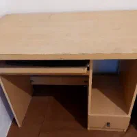 میز کامپیوتر سالم