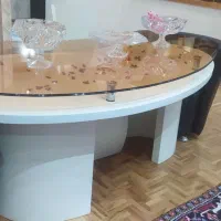 ناهارخوری شش نفره با سه صندلی