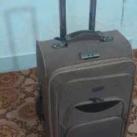 چمدان متوسط