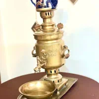سماور برنجی  ساخت 1986 سینی و کاسه برنجی
