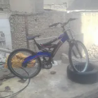 دوعدد دوچرخه مارک پلیس و ویوا ترمزدیسکی کمک فنر|دوچرخه، اسکیت، اسکوتر|تهران, دولت‌آباد|دیوار