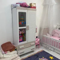 تخت و‌کمد‌ کودک