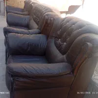 ی دست مبل چرم سالم هفت نفره