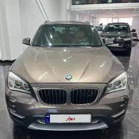 بی ام و X1 2013