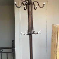 رخت آویز ایستاده