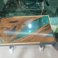 میز جلو مبلی رزین اپوکسی با چوب گردو قدیمی