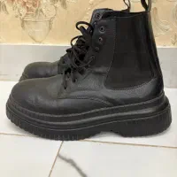 نیم بوت لژدار مشکی سایز ۳۹