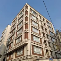 90-متر-دو-نبش-و-فول-امکانات-تخلیه-و-آماده
