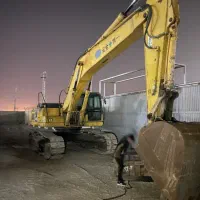 اجاره بیل مکانیکی ۴۰۰ کوماتسو