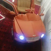 ماشین شارژی لاکچری با 2تا باطری نو2025|اسباب‌‌بازی|اصفهان, بوستان ناژوان|دیوار