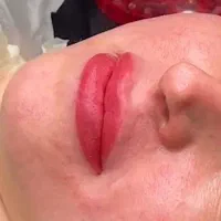 جذب مدل رایگان|خدمات آرایشگری و زیبایی|فولادشهر, B2|دیوار