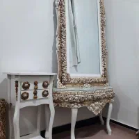 بوفه. آینه .جای تلفن