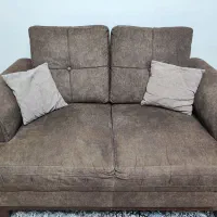 مبل راحتی ومیز ناهار خوری چهار نفره