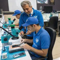 آموزش تضمینی و جامع تعویض گلس (فنی) گوشی