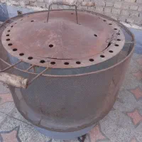 تنور گازی ۴ نان همراه با چنگال