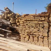 خدمات برشکاری چوب با اره فلکه الوار مبل تخته پالت