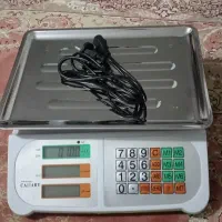 ترازو دیجیتال ۴۰ کیلو گرمی مدل کمری