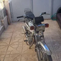 موتورسیکلت۱۲۵