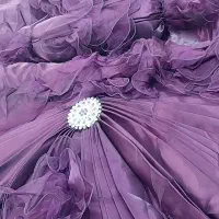 روتختی همراه با کنار پرده