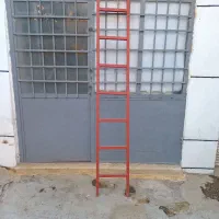 نردبان فلزی