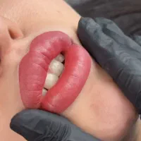 تخفیف ویژه خدمات میکروابرو(کرکی) شیدینگ لب و چشم|خدمات زیبایی و سلامت|مشهد, سجاد شهر|دیوار