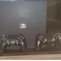 ps4پرو‌ با دودسته همراه ۱۰ تا بازی