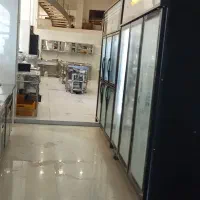 کلیه وسایل کافی شاپ رستوران به فروش میرسد،