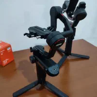 گیمبال ویبیل اس خشک در حد|دوربین عکاسی و فیلم‌برداری|بندر ترکمن, |دیوار