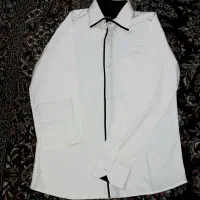 بلوز مردانه سایز ش دور سینه ۱۰۷ سانت هست