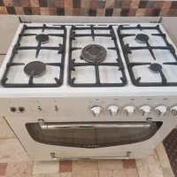 اجاق گاز فر دار